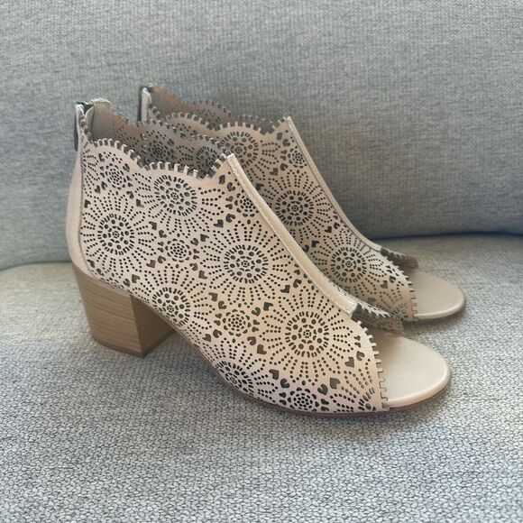 Sundance Shoes - Sundance Penelope Sandals Made in Italy Cutout Floral Heels Size 41